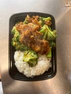 Best Chicken w. Broccoli (Combo Platter) in Powell, OH